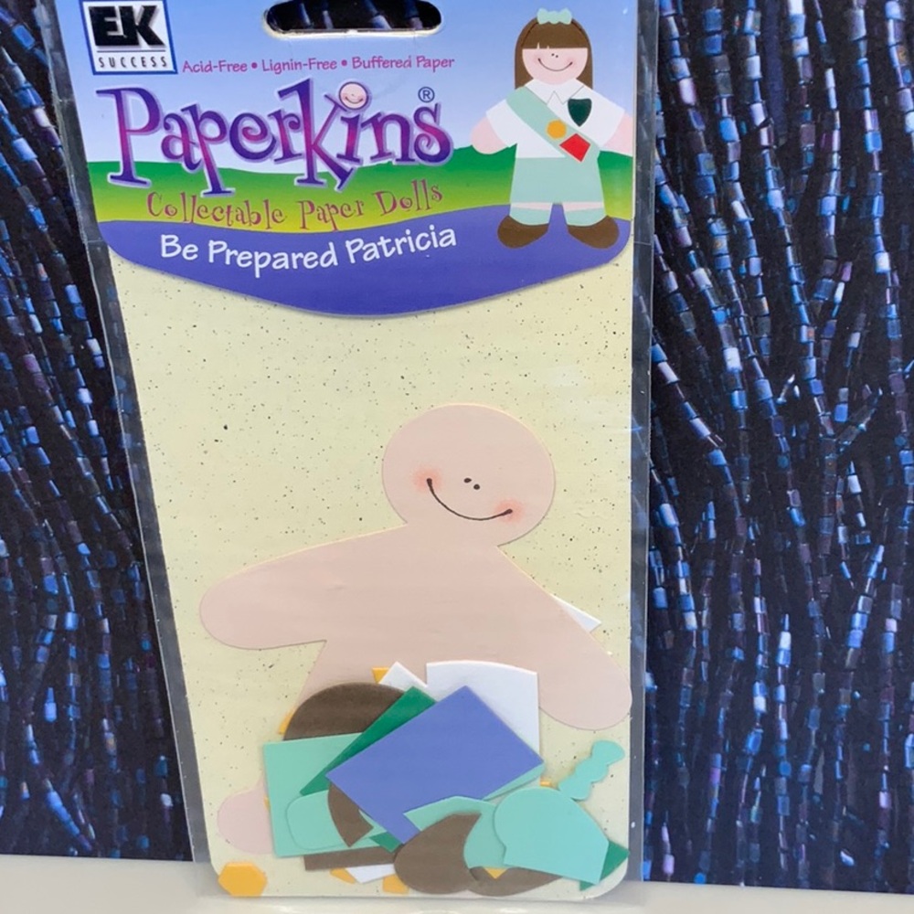 Paperkins Girl Scout Junior 'Be Prepared Patricia' Collectable Paper Dolls NWT